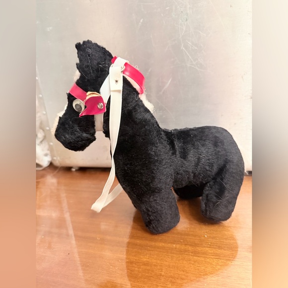 7 Vintage Doll Collection in Pink, White, Gold, Blue and Orange - Picture 16 of 16